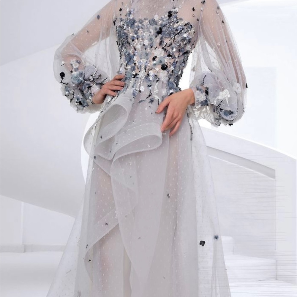 Silver gown Saiid Kobeisy